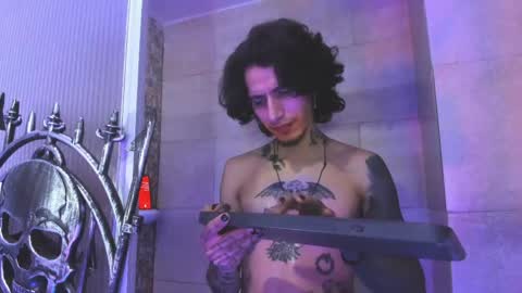 vergil_noir online show from May 2026 05:23:02 AM