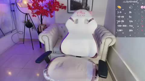 Snapshot of veronica_miiller chatting on July 2026 07:51:01 PM veronica online show from July 2026 07:51:01 PM