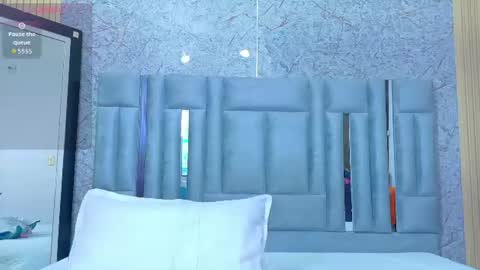 Snapshot of veronica_roose chatting on July 2026 01:07:01 PM Veronica online show from July 2026 01:07:01 PM