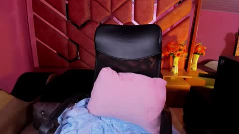 VeronicaCream  online show from March 2026 03:09:02 AM