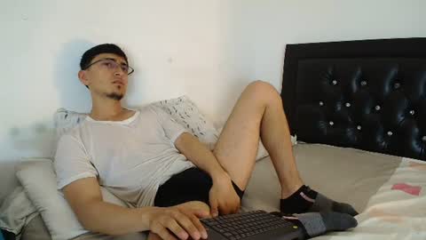 versatileguuy online show from August 2026 11:31:02 AM