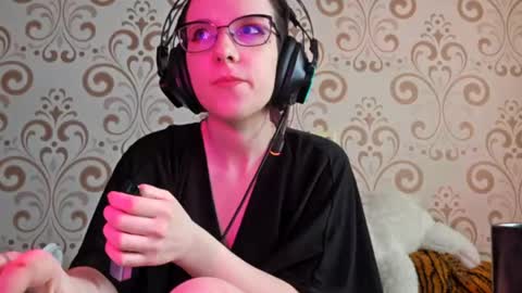 Snapshot of versieskains chatting on March 2026 09:35:01 AM versieskains online show from March 2026 09:35:01 AM