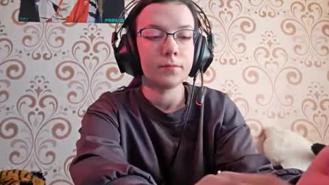 Snapshot of versieskains chatting on March 2026 09:48:01 AM versieskains online show from March 2026 09:48:01 AM