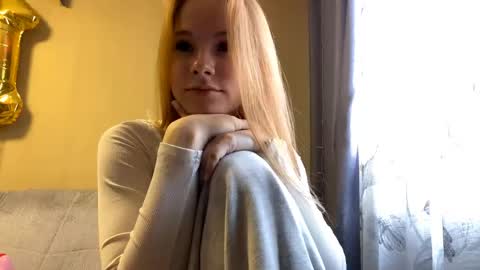 Lina online show from May 2026 03:23:02 AM