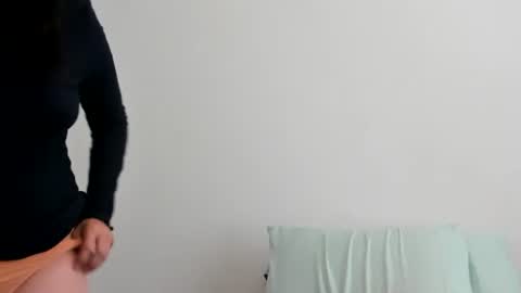 verysassypeachgoddess online show from March 2026 04:02:02 PM