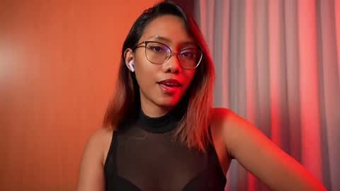 Snapshot of vexanyx chatting on May 2026 01:30:02 PM Vexa Nyx online show from May 2026 01:30:02 PM