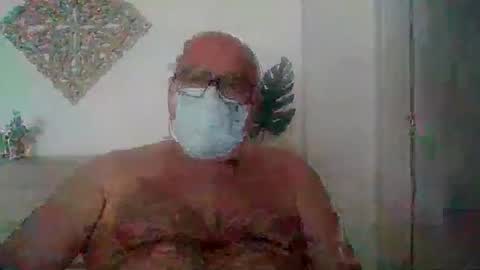 Snapshot of vic_manu chatting on April 2026 07:14:01 AM vic_manu online show from April 2026 07:14:01 AM