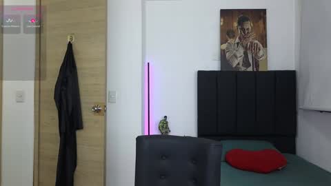 Snapshot of vicctorzc chatting on December 2024 09:56:01 AM Victor cardenas online show from December 2024 09:56:01 AM