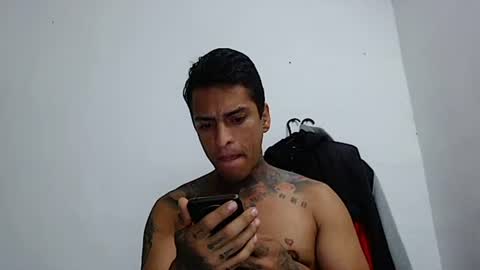 Snapshot of vicctorzc chatting on January 2026 06:24:02 PM Victor cardenas online show from January 2026 06:24:02 PM