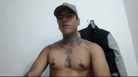 Snapshot of vicctorzc chatting on January 2026 08:13:02 PM Victor cardenas online show from January 2026 08:13:02 PM