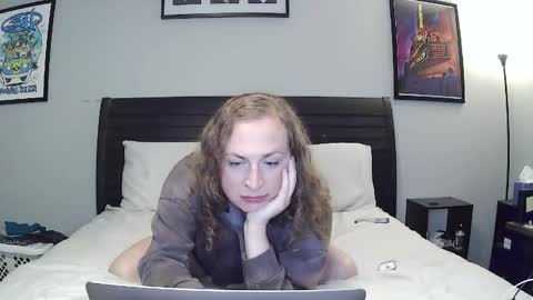 Vicki Stockings online show from October 2025 02:30:02 AM
