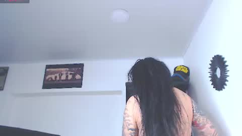 Snapshot of vicky_hotmilf chatting on July 2026 11:12:01 AM Vicky online show from July 2026 11:12:01 AM