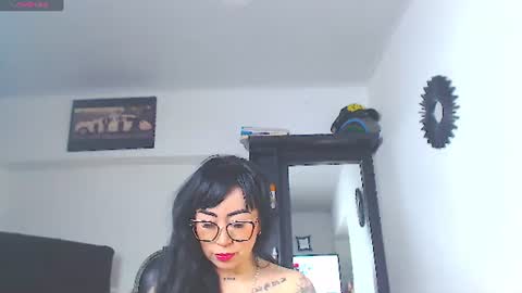 Snapshot of vicky_hotmilf chatting on July 2026 11:15:02 AM Vicky online show from July 2026 11:15:02 AM