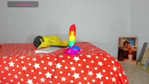 vicky manuela online show from April 2026 02:55:01 AM