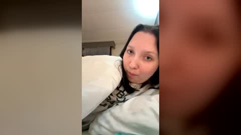 Vicky Parker online show from August 2026 04:55:02 AM