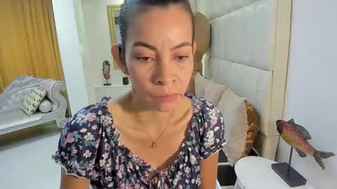 Victoria  grey  online show from March 2026 07:07:02 PM