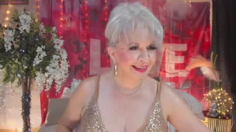 Snapshot of victoria_dior chatting on June 2026 06:14:01 PM diorvictoria9 online show from June 2026 06:14:01 PM