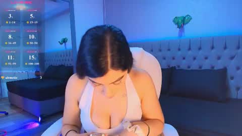 Snapshot of victoria_ellington chatting on June 2026 11:46:01 AM online show from June 2026 11:46:01 AM
