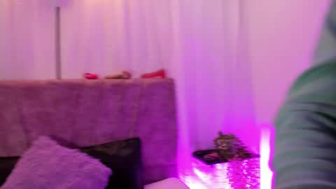 victoriaa_anderson_ online show from April 2026 02:23:02 PM