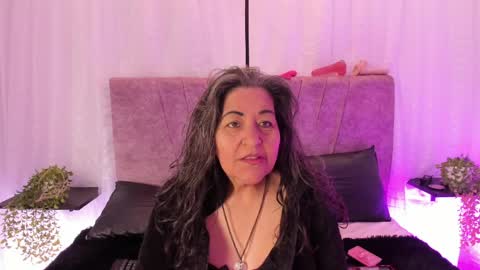 victoriaa_anderson_ online show from April 2026 02:00:02 PM