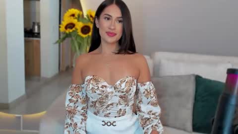 Vcitoria online show from January 2025 03:30:01 AM