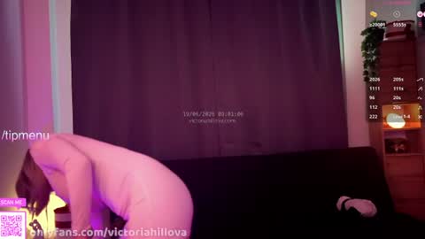 Snapshot of victoriahillova chatting on June 2026 07:01:02 AM Victoria Hillova online show from June 2026 07:01:02 AM
