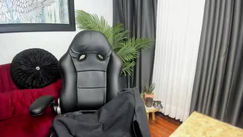 victoriapaker online show from March 2026 11:37:01 AM