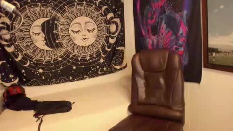 Victorino Jhonson online show from December 2025 02:38:01 AM