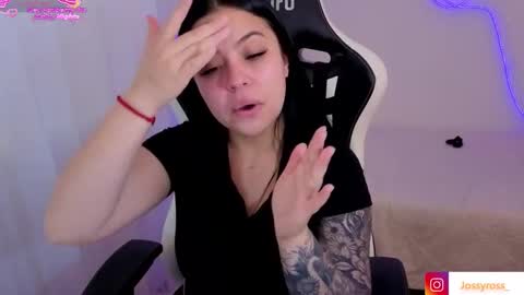 V  I C  T O R I A  online show from February 2026 07:53:01 PM