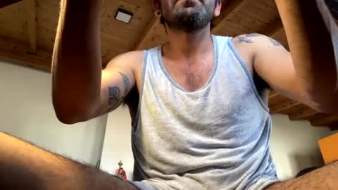 Snapshot of vikingo_arg chatting on June 2026 08:11:01 PM Viking Independent model online show from June 2026 08:11:01 PM