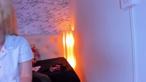 Viktoria online show from January 2025 10:44:02 PM