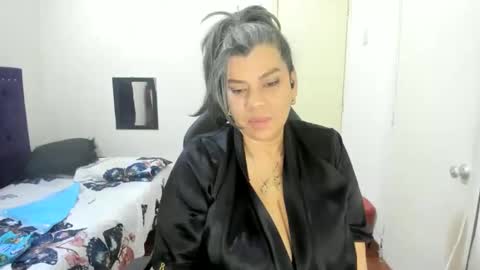 VIKY ADAMS online show from December 2025 07:53:02 PM