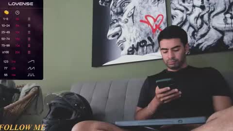 Snapshot of vince_colin chatting on February 2026 12:12:01 PM VINCE online show from February 2026 12:12:01 PM