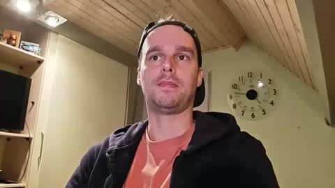 Vincent online show from November 2025 03:47:01 PM