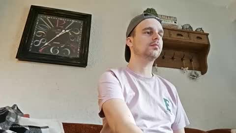 Vincent online show from December 2025 12:35:02 PM