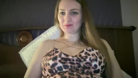 Snapshot of viola_1 chatting on July 2026 07:32:01 PM Funny girl online show from July 2026 07:32:01 PM