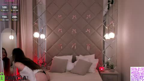 Viola online show from April 2026 01:04:01 AM