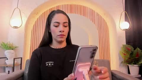 Violette online show from March 2026 10:11:01 AM