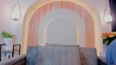 Violette online show from March 2026 10:31:02 AM