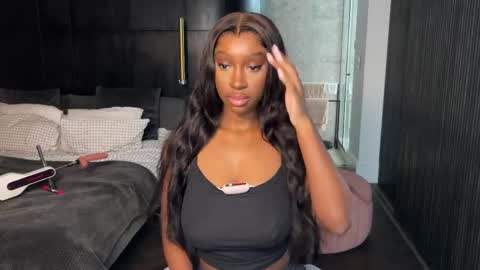 Snapshot of violet6xft chatting on May 2026 11:07:01 AM Fantasy Black Girl online show from May 2026 11:07:01 AM