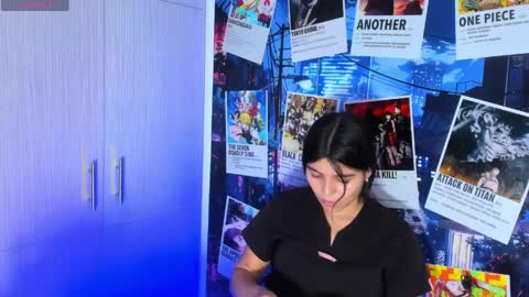 Violet Fiore online show from April 2026 04:07:02 PM