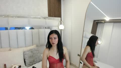 Violet online show from May 2026 04:20:02 AM