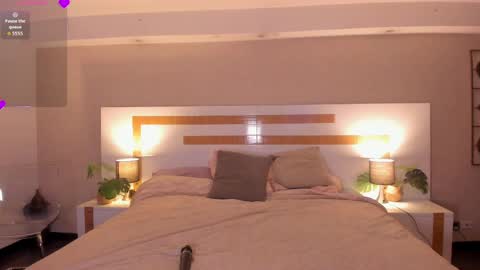 Violeta  online show from March 2026 11:10:01 AM