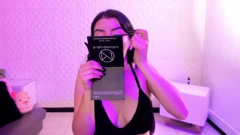     online show from June 2026 09:32:02 PM