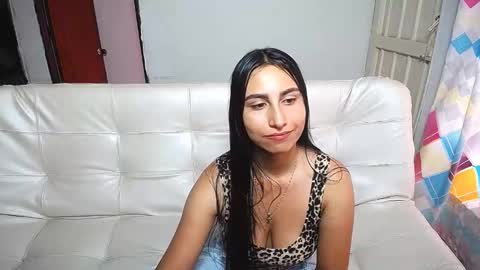 violeta_rouses online show from March 2026 09:32:02 PM