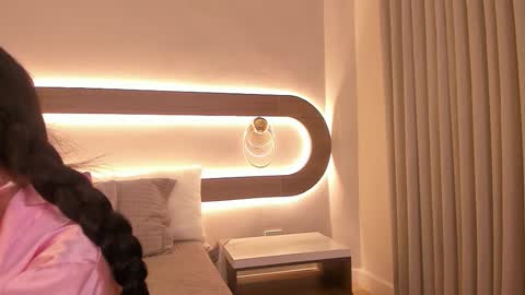 Violeta Sum online show from March 2026 12:19:02 PM