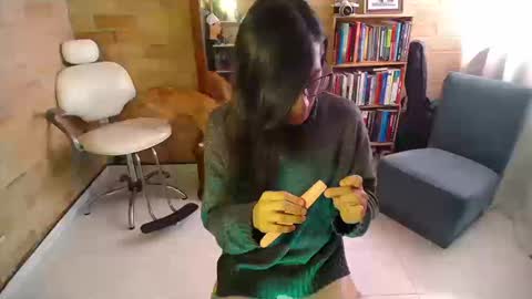 Violeta Gmez online show from September 2025 02:28:01 PM