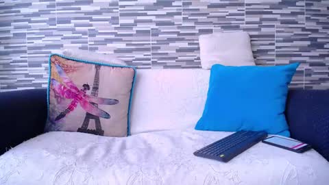 Violeta Gmez online show from September 2025 05:16:01 PM