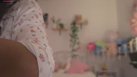 violeth___ online show from July 2026 11:06:02 AM