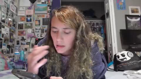 Violet Hooper online show from May 2026 05:29:02 PM